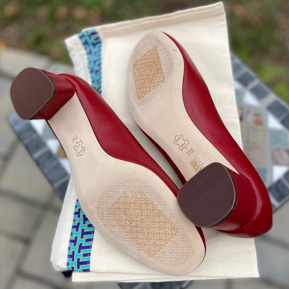 Tory Burch Caterina Pump - Picture 8 of 8